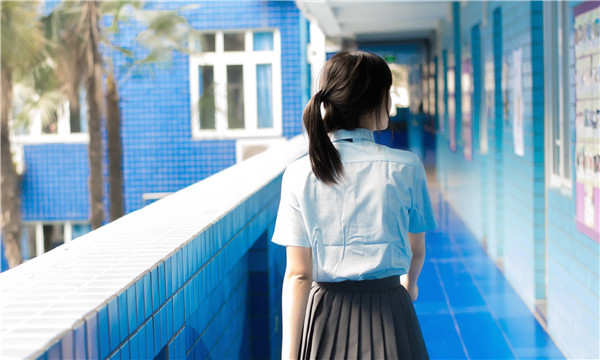 筠连如何找到一个可以帮助我生孩子的女人？